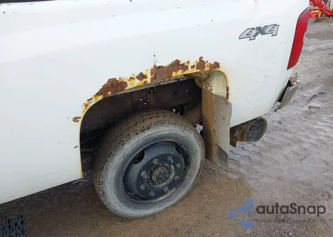 2010 Chevrolet Silverado 3500Hd Work Truck z USA, uszkodzony, nr VIN 1GC4KZBG5AF122782